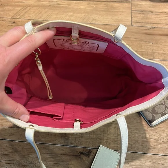 Coach Signature Stripe Tote Purse Multicolor 10859 & Matching Wallet - Picture 11 of 13